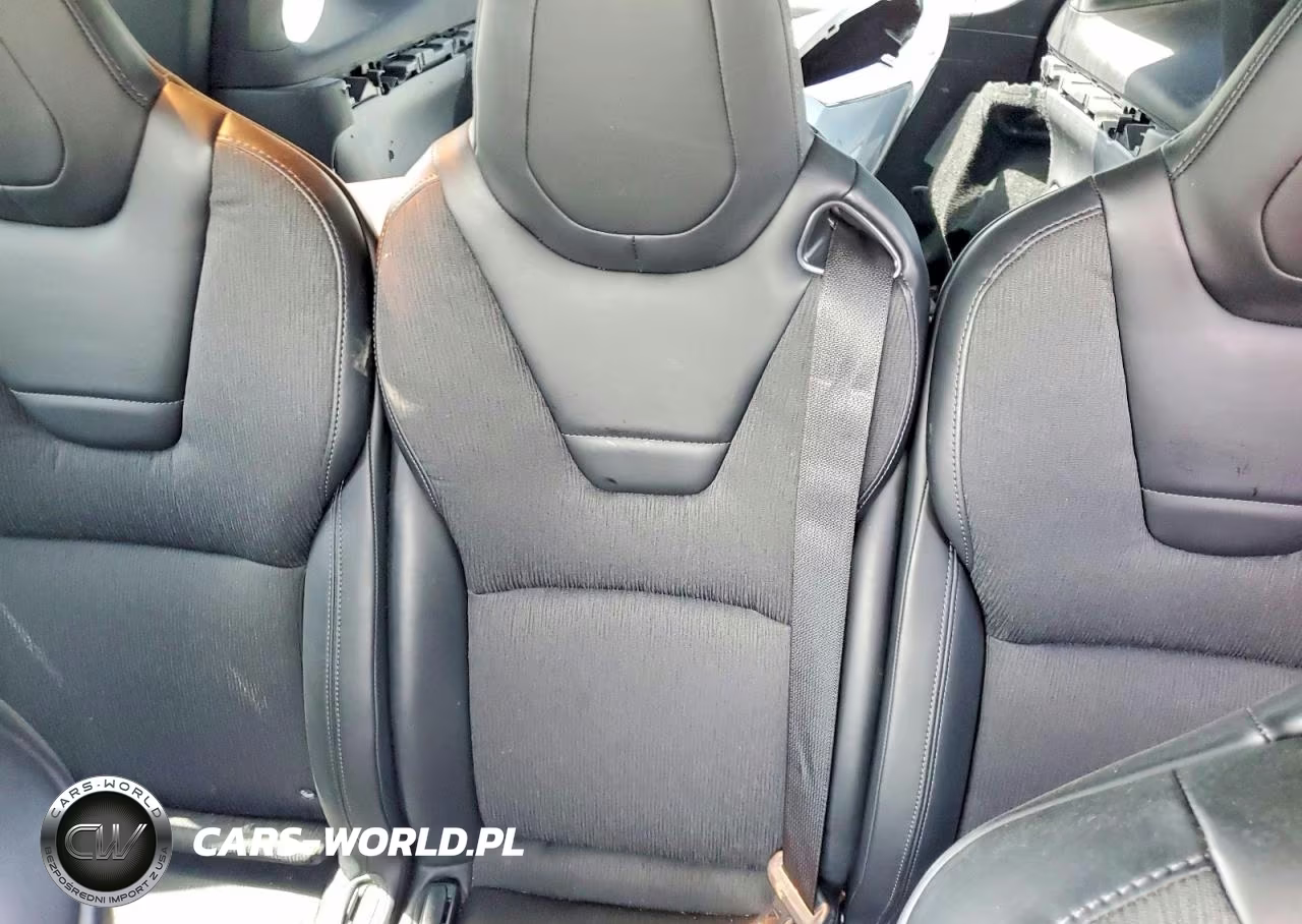2016 Tesla Model X VIN:5YJXCAE24GF019426 - 11