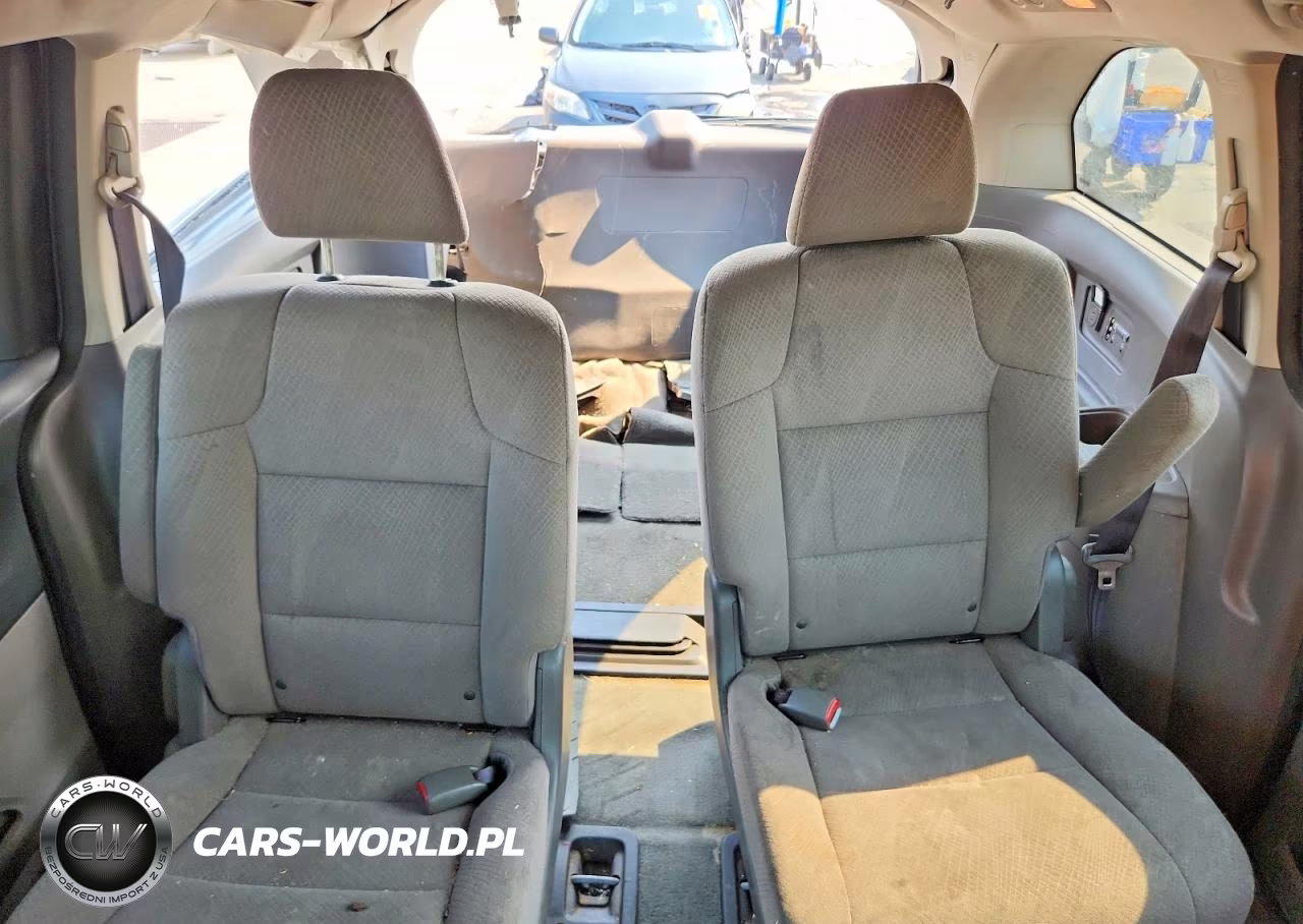 2016 Honda Odyssey Se VIN:5FNRL5H33GB057489 - 10