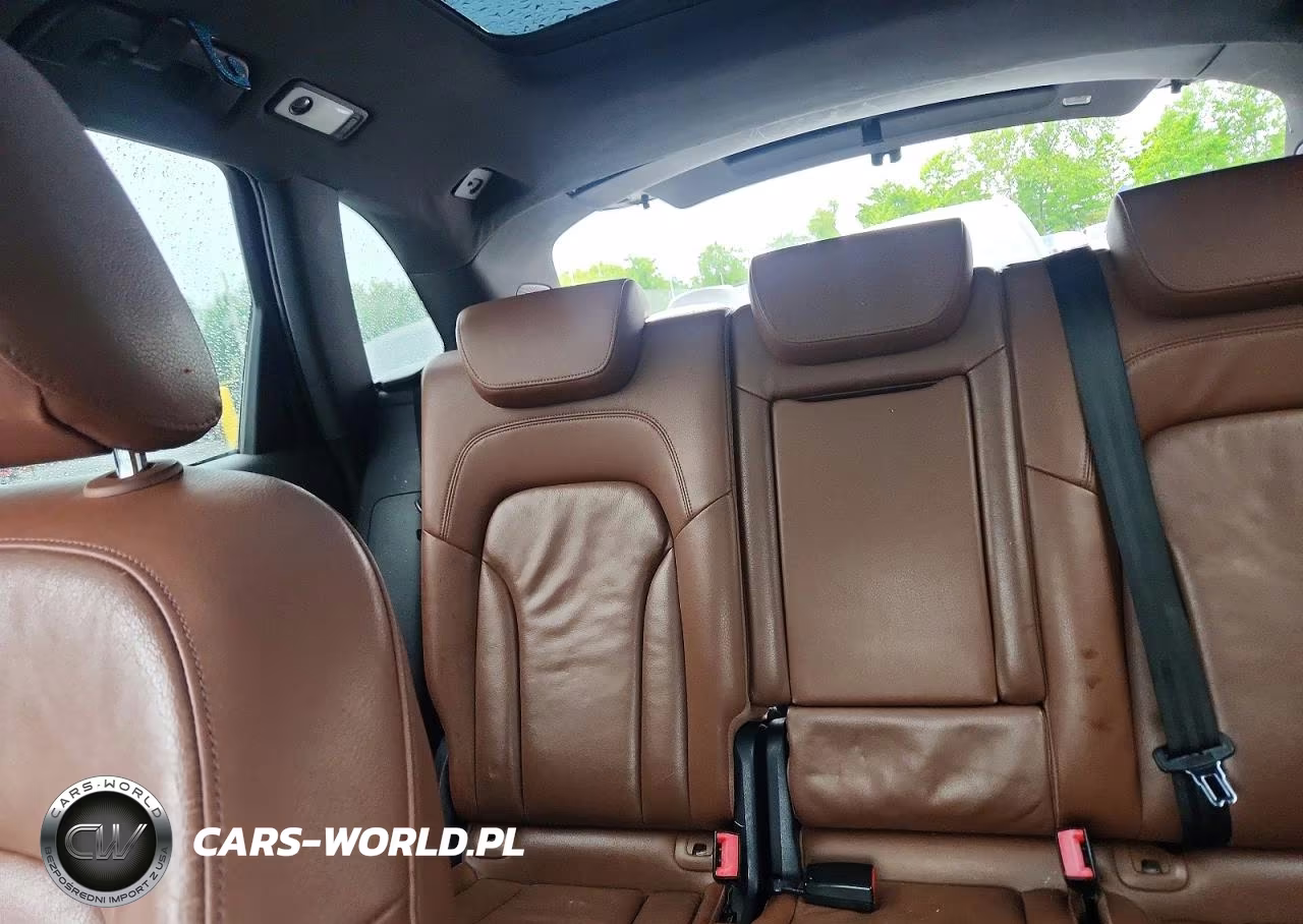 2010 Audi Q5 Premium Plus VIN:WA1MKBFP2AA103311 - 10