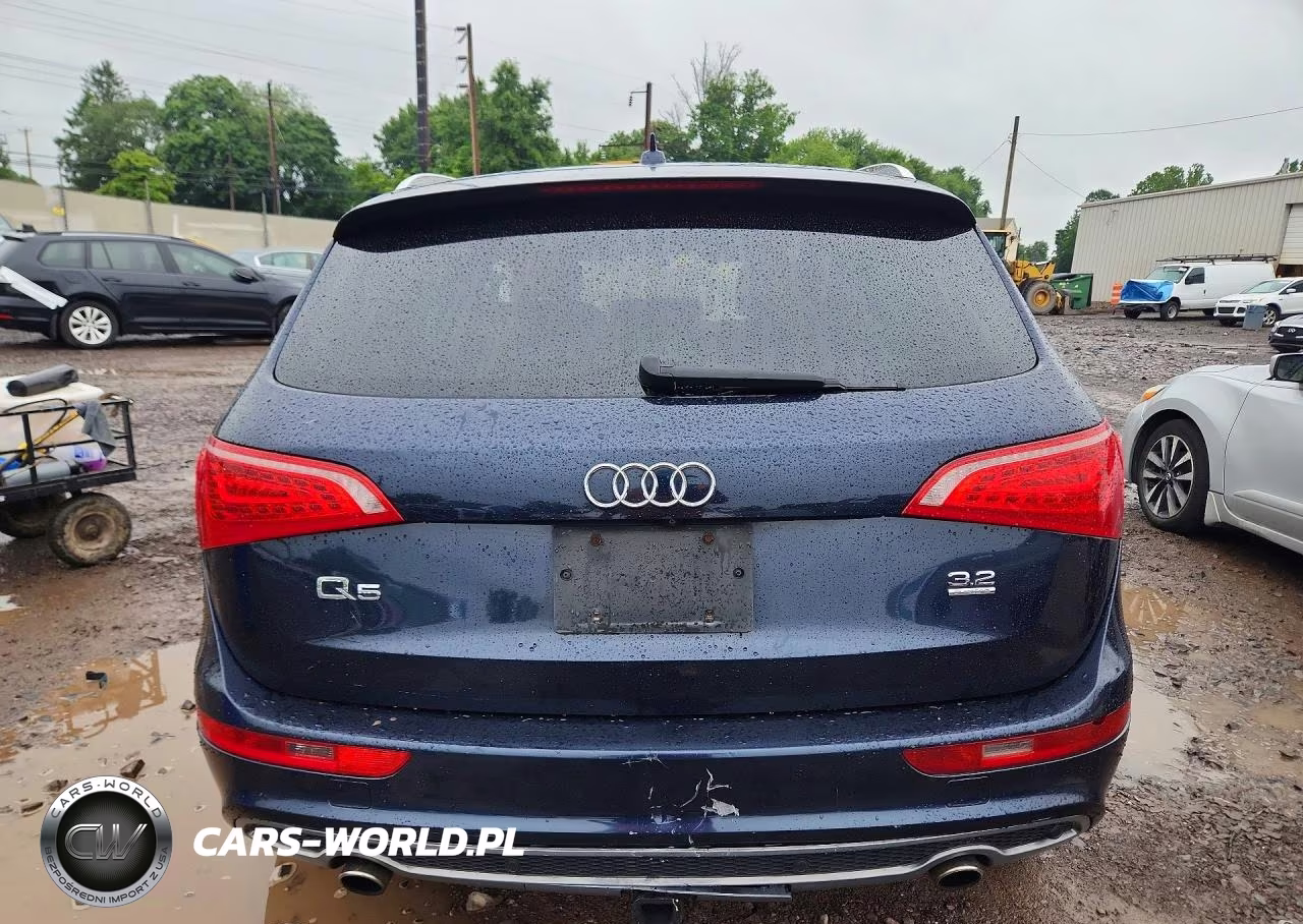 2010 Audi Q5 Premium Plus VIN:WA1MKBFP2AA103311 - 6