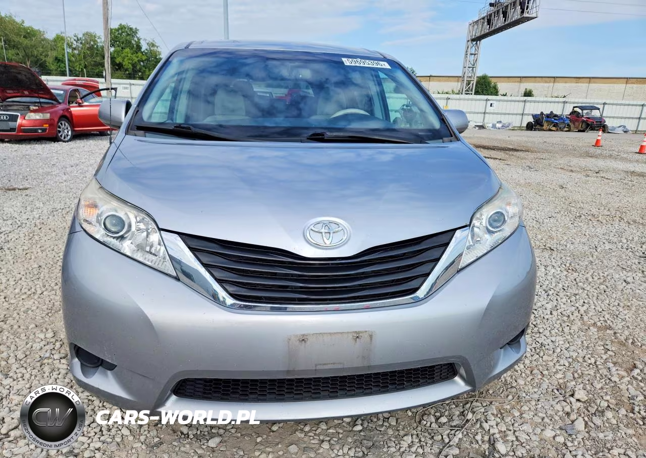 2013 Toyota Sienna Le VIN:5TDKK3DC3DS375084 - 5