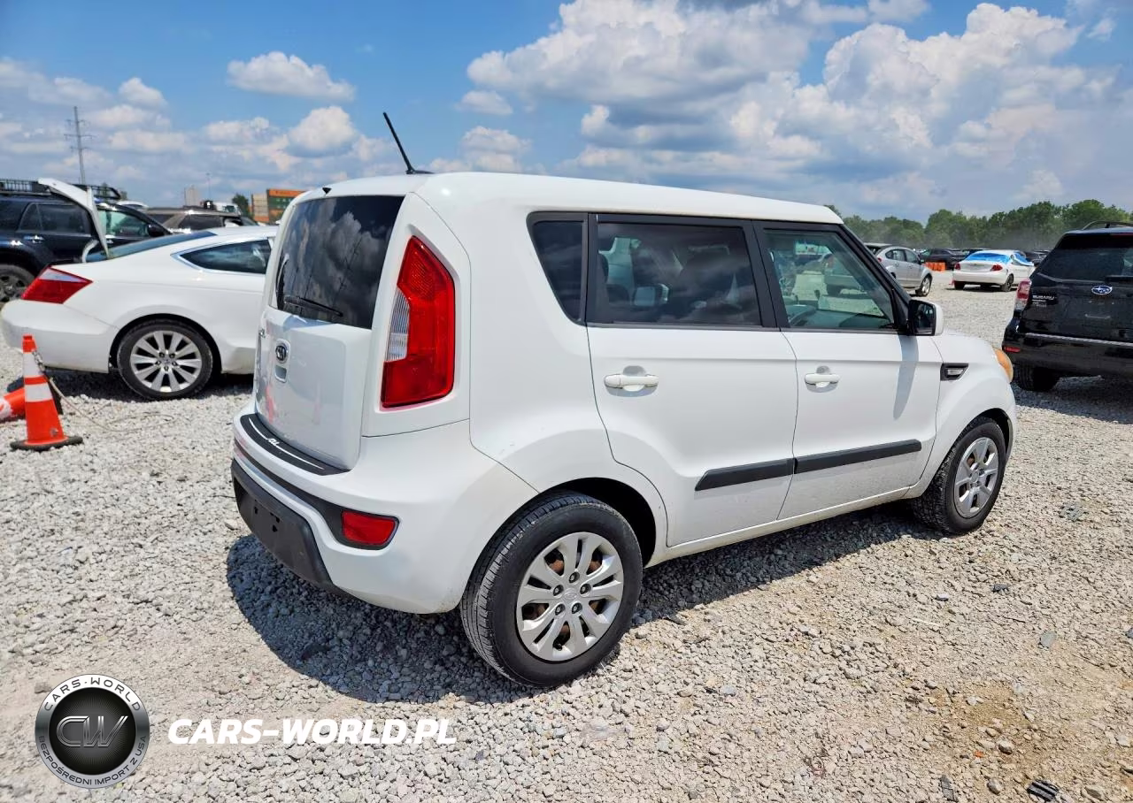 2012 Kia Soul Base VIN:KNDJT2A57C7402577 - 3