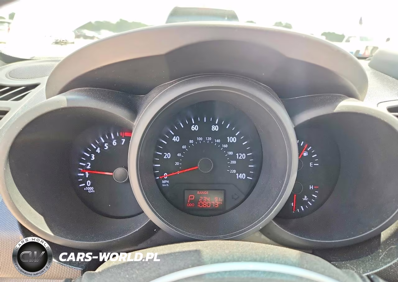 2012 Kia Soul Base VIN:KNDJT2A57C7402577 - 9