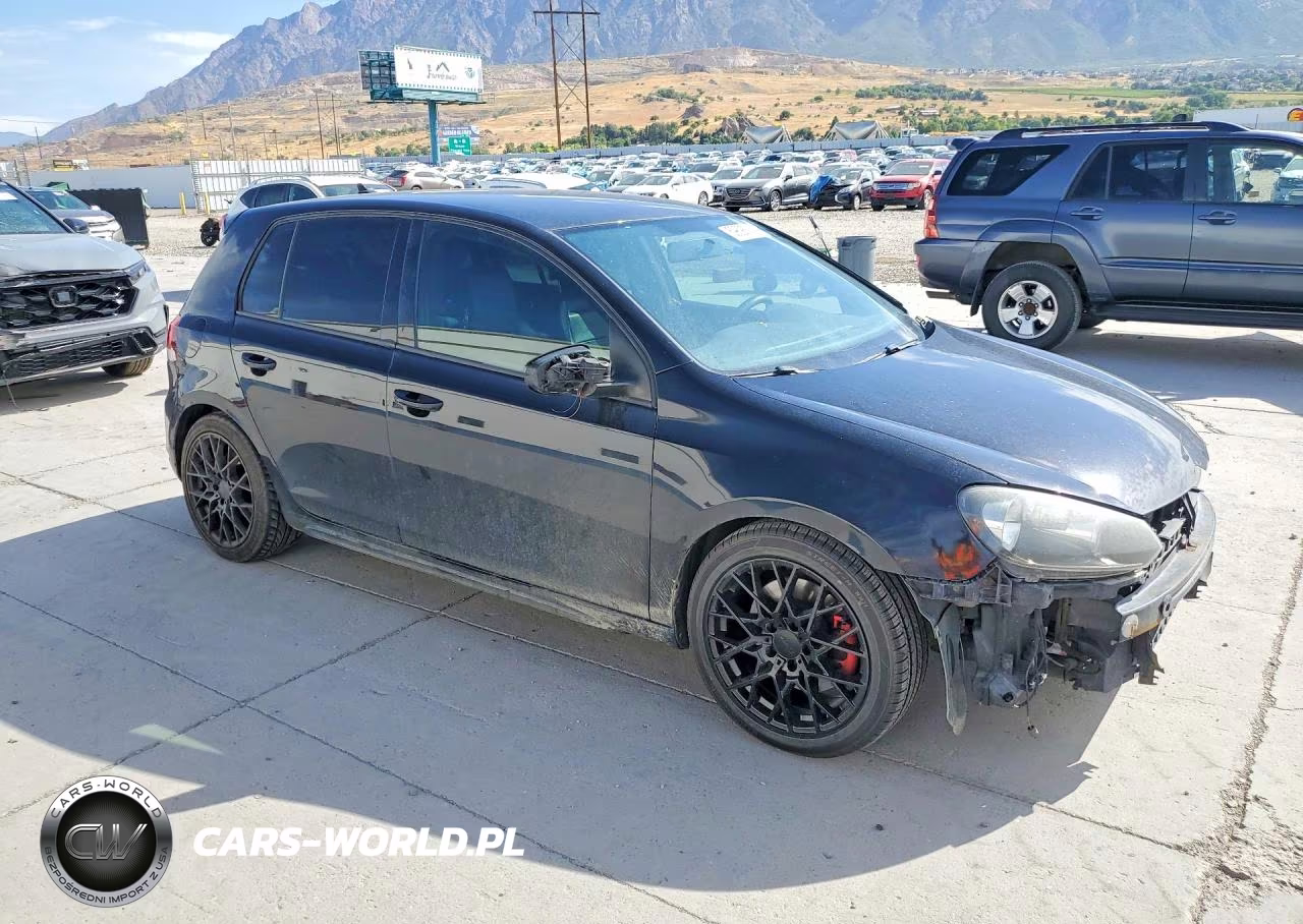 2013 Volkswagen Gti VIN:WVWGD7AJ7DW141296 - 4