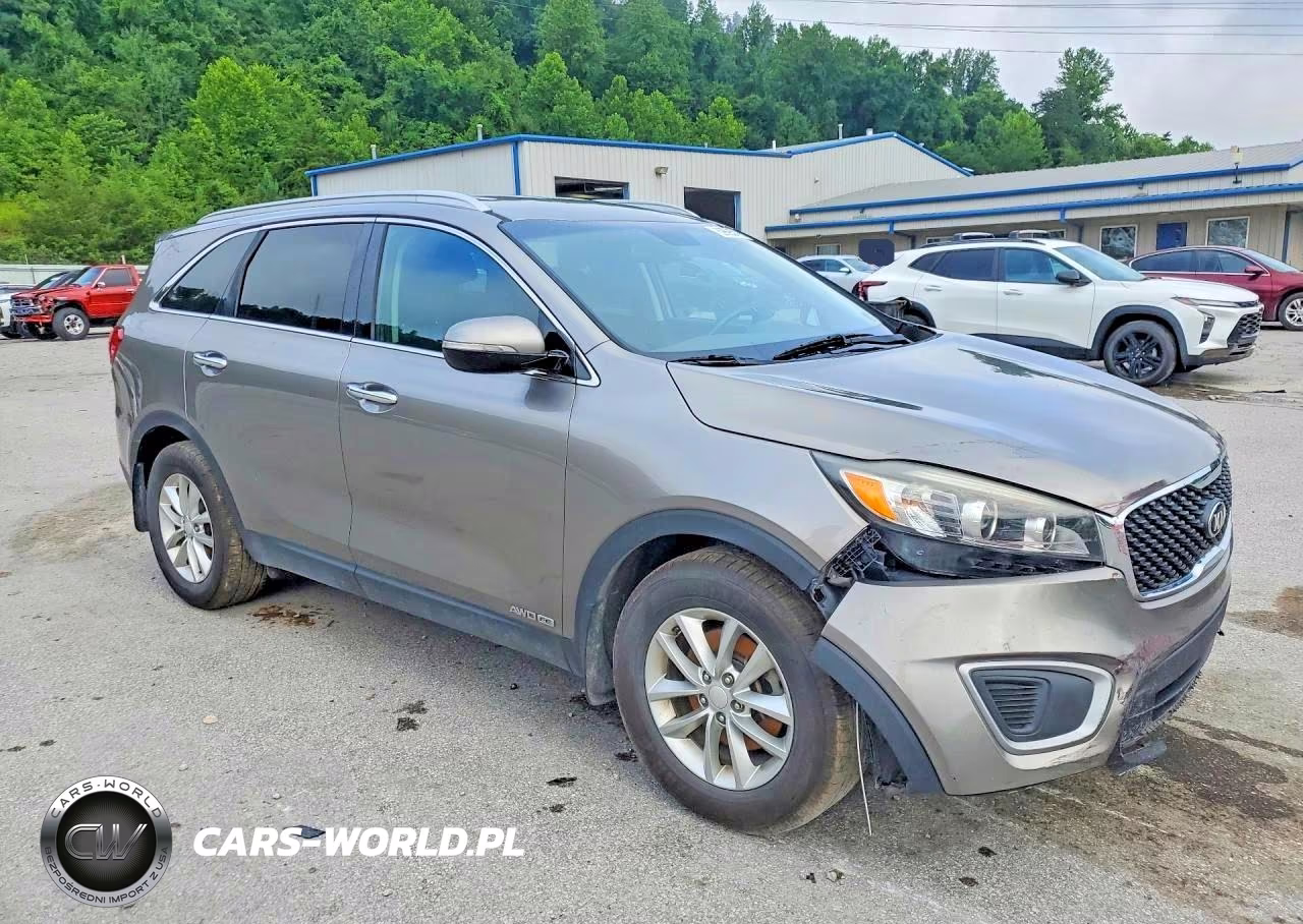 2016 Kia Sorento Lx V6 VIN:5XYPGDA59GG072511 - 4