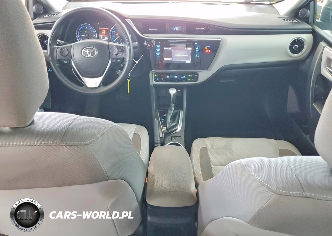 2018 Toyota Corolla Le VIN:2T1BURHE1JC098805 - 8