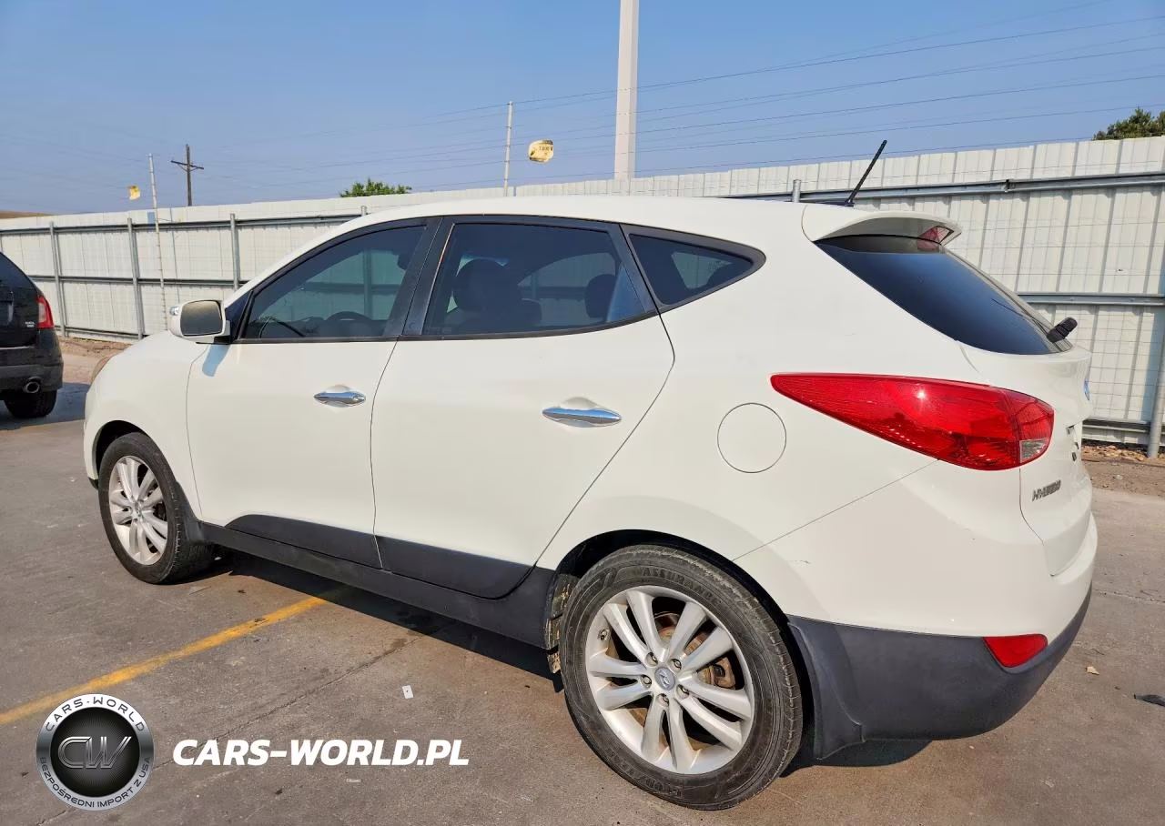 2011 Hyundai Tucson Limited VIN:KM8JUCAC0BU120178 - 2