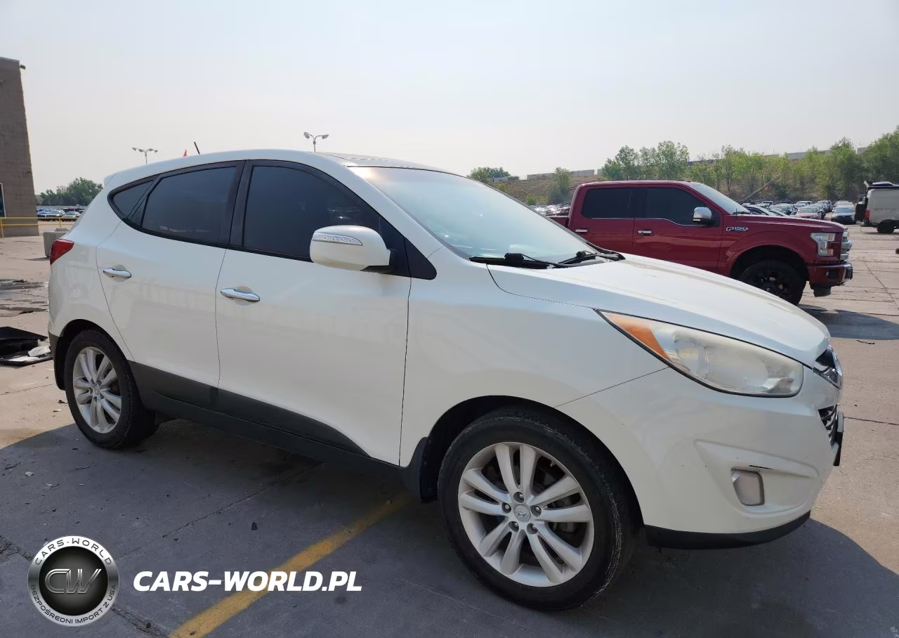 2011 Hyundai Tucson Limited VIN:KM8JUCAC0BU120178 - 4