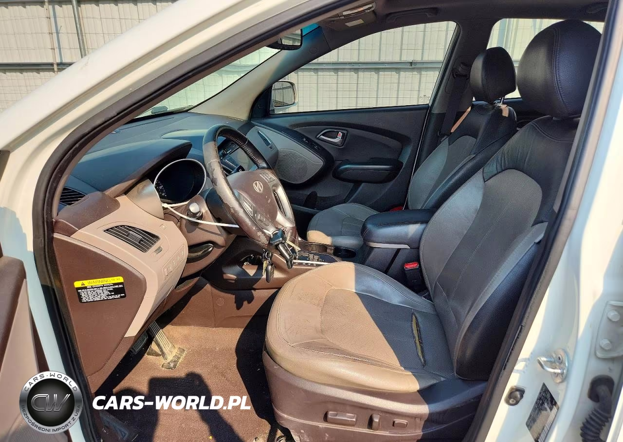 2011 Hyundai Tucson Limited VIN:KM8JUCAC0BU120178 - 7