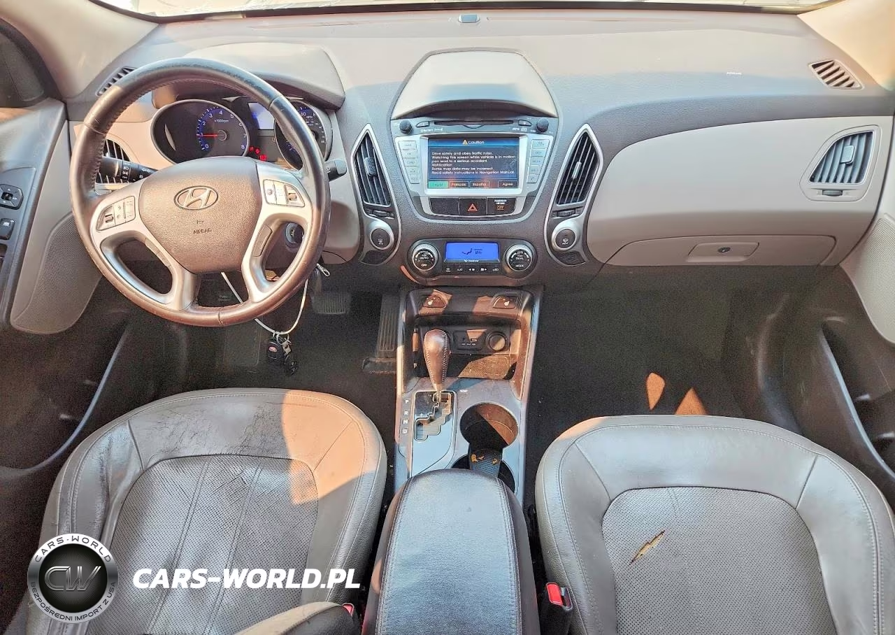 2011 Hyundai Tucson Limited VIN:KM8JUCAC0BU120178 - 8