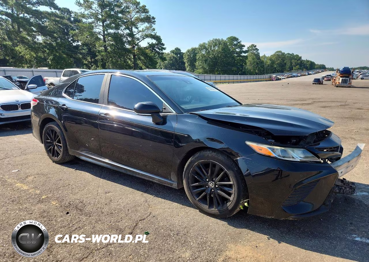 2018 Toyota Camry Se VIN:4T1B11HK5JU115670 - 4