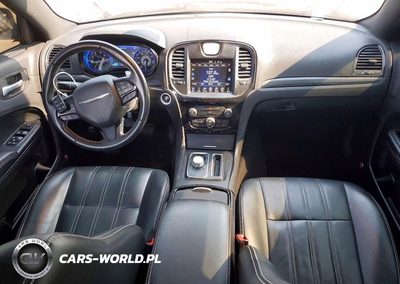 2016 Chrysler 300 S VIN:2C3CCAGG1GH182833 - 8