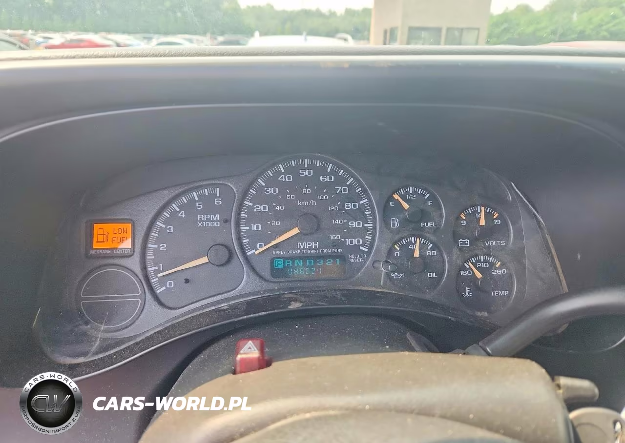 2002 Chevrolet Tahoe K1500 VIN:1GNEK13T22R293305 - 9