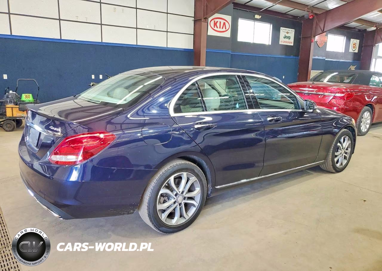 2016 Mercedes-Benz C 300 4Matic VIN:55SWF4KB4GU119291 - 3