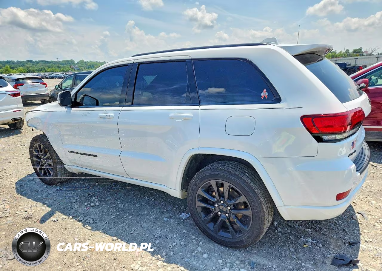 2020 Jeep Grand Cherokee Laredo VIN:1C4RJFAG0LC284607 - 2