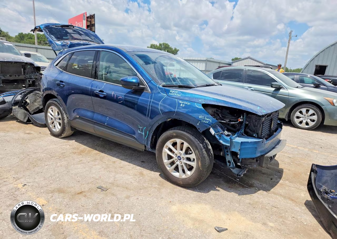 2020 Ford Escape Se VIN:1FMCU9G67LUC64311 - 4