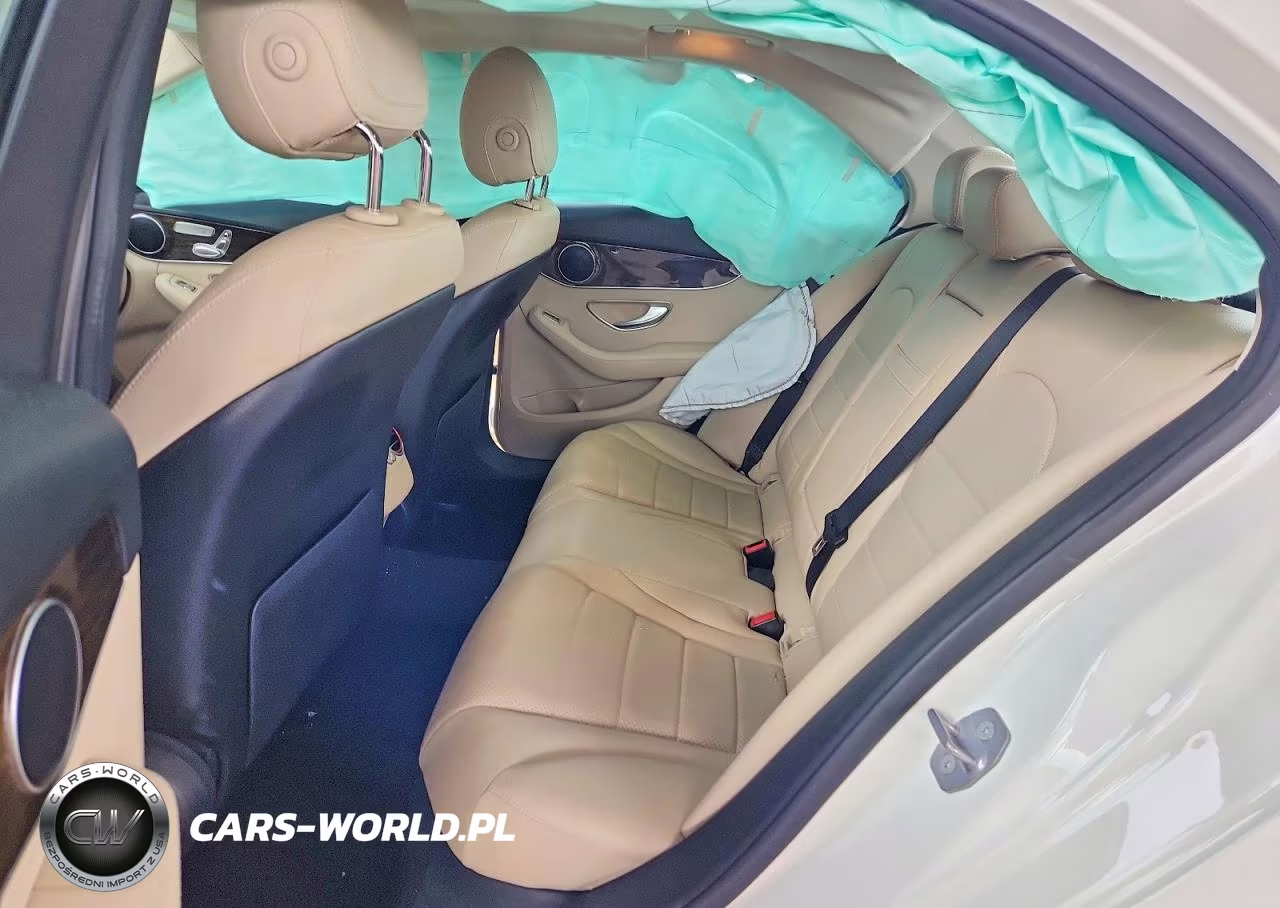 2019 Mercedes-Benz C 300 VIN:55SWF8DB1KU308333 - 10