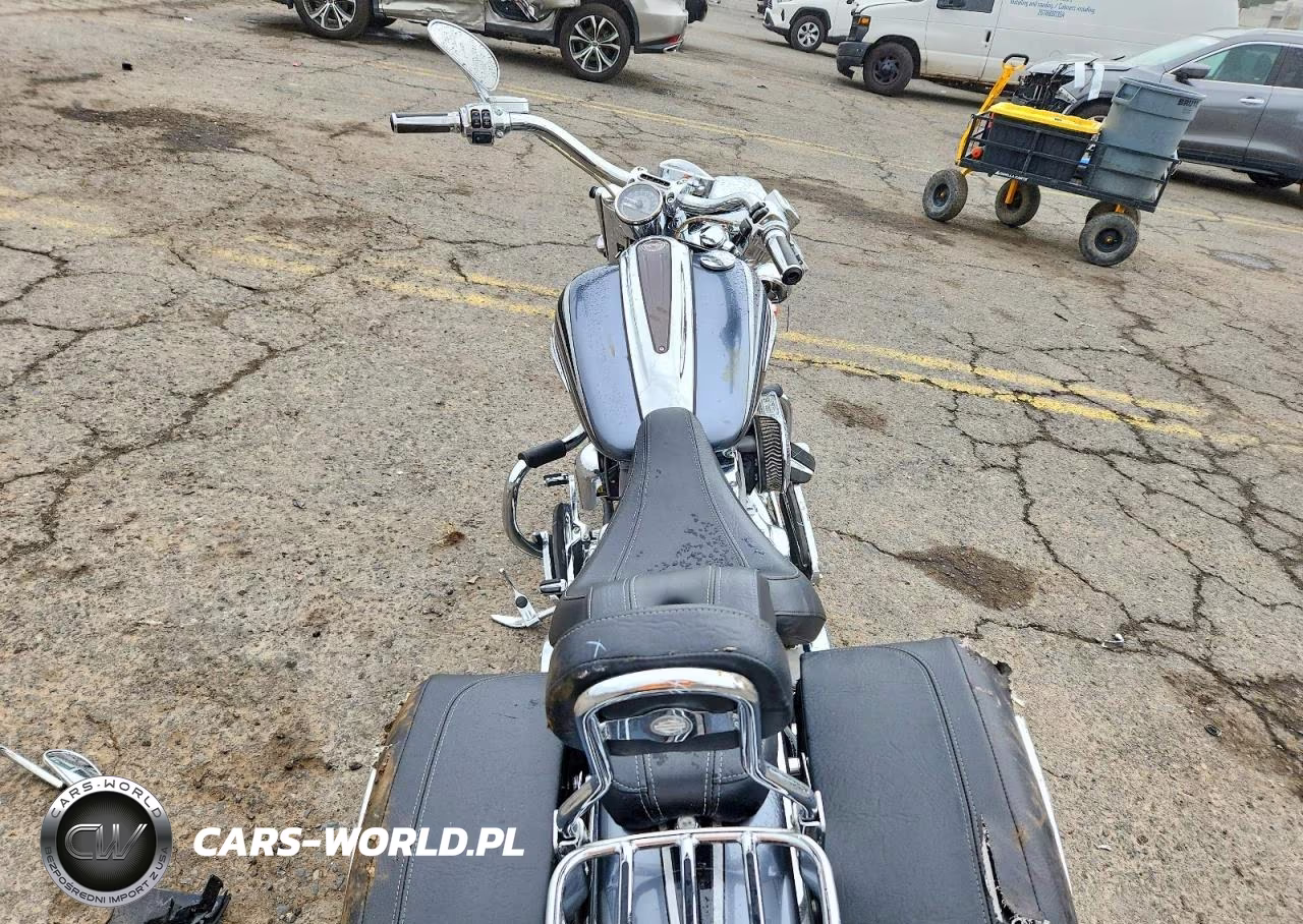 2015 Harley-Davidson Flhtnse Cvo Softail Deluxe VIN:1HD1TF915FB957679 - 6