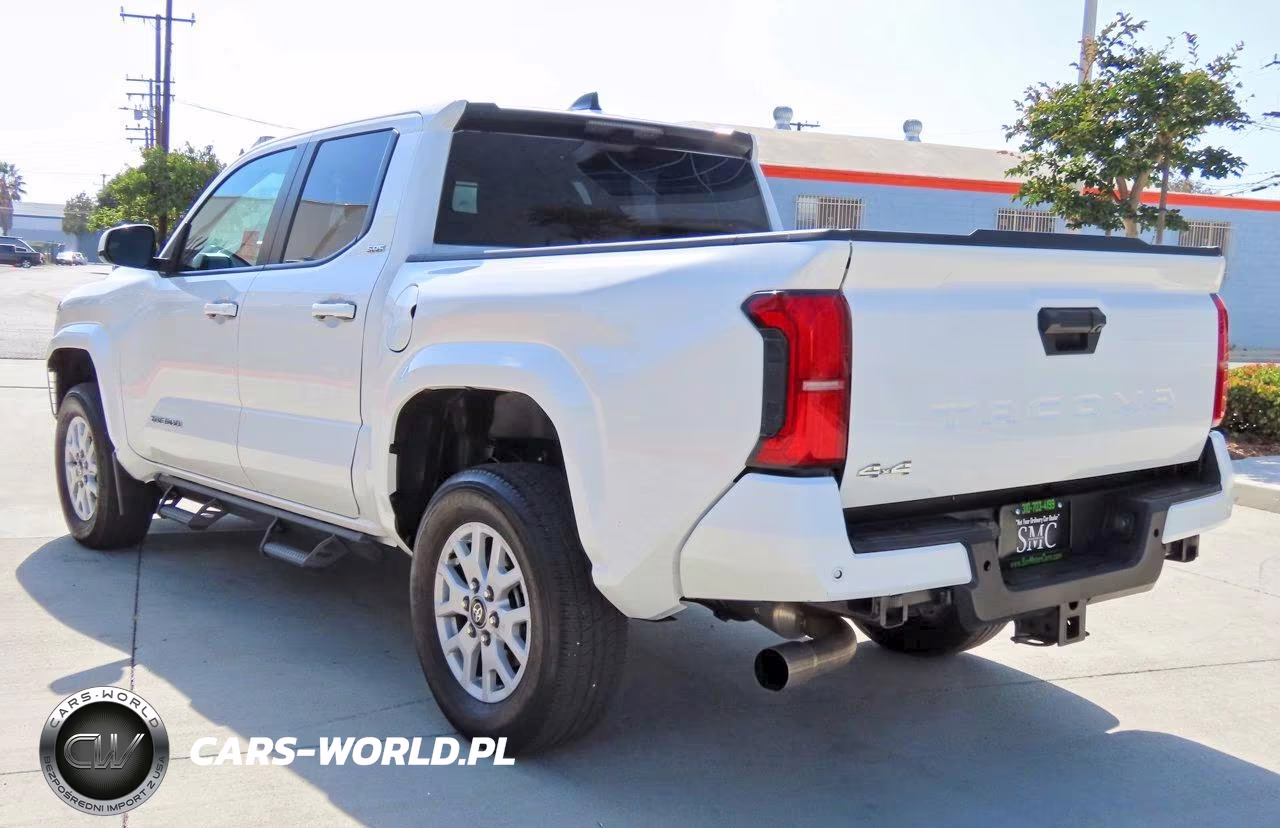 2024 Toyota Tacoma Double Cab – zdjęcie 1 z 10