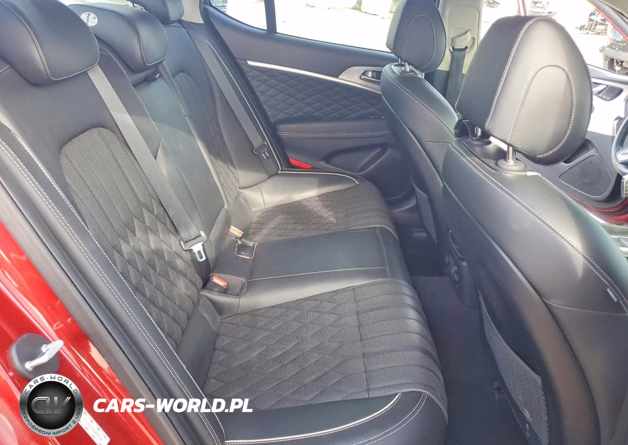2019 Genesis G70 3.3T Advanced VIN:KMTG34LE7KU037760 - 10