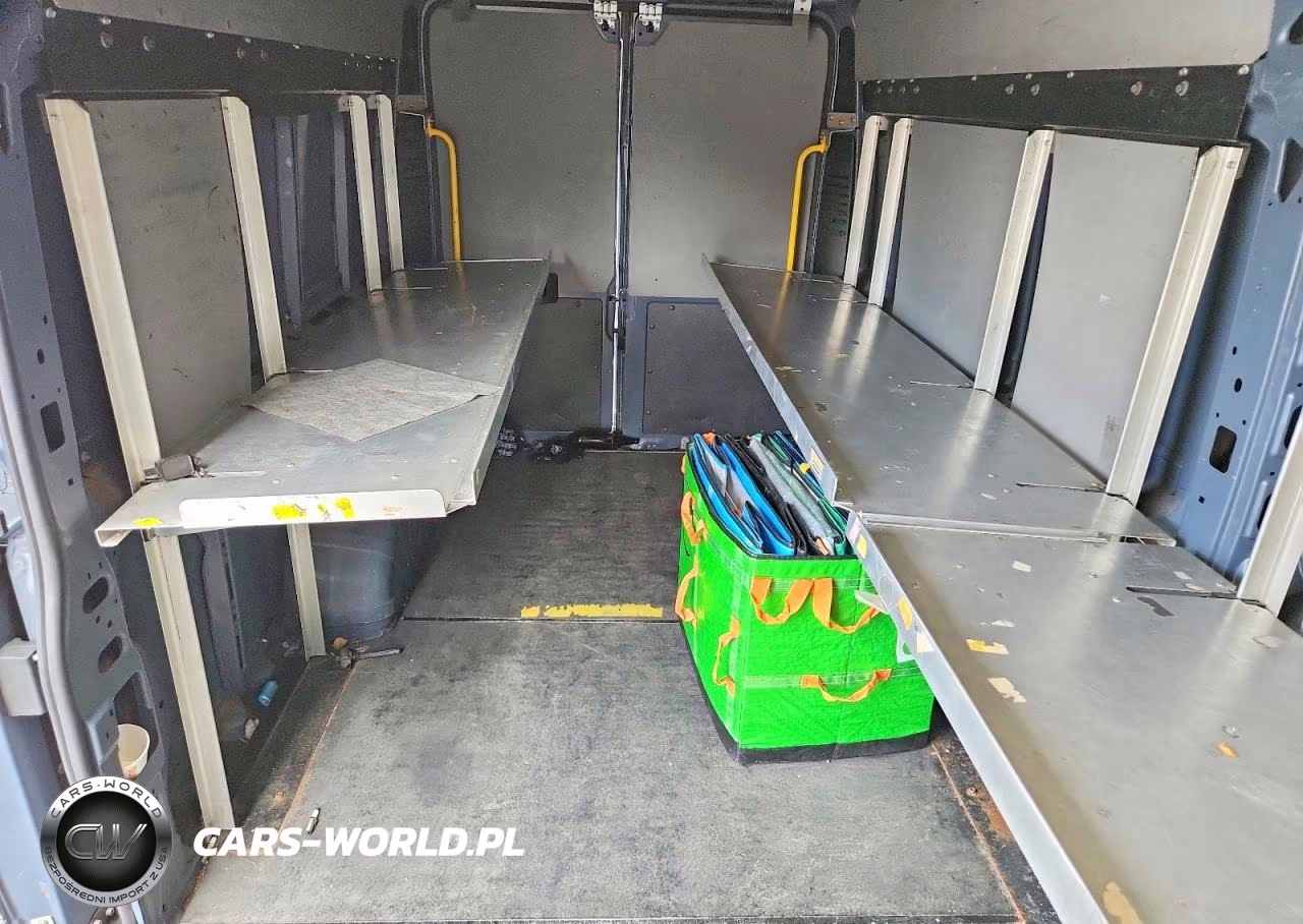 2020 Ram Promaster 3500 Delivery Van VIN:3C6URVJG9LE140230 - 10