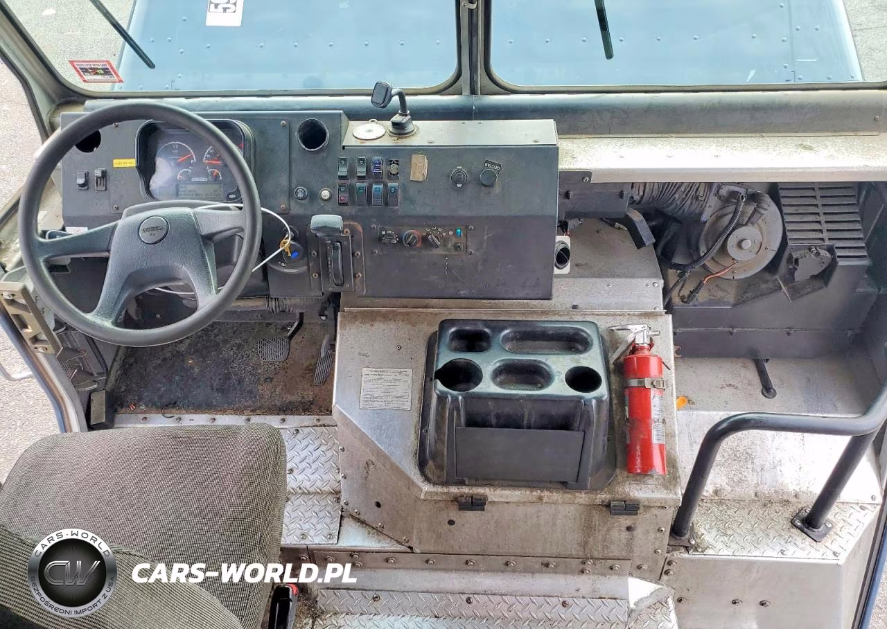 2020 Freightliner Chassis M Line Walk-In Van VIN:4UZAC2EA0LCLZ6566 - 8