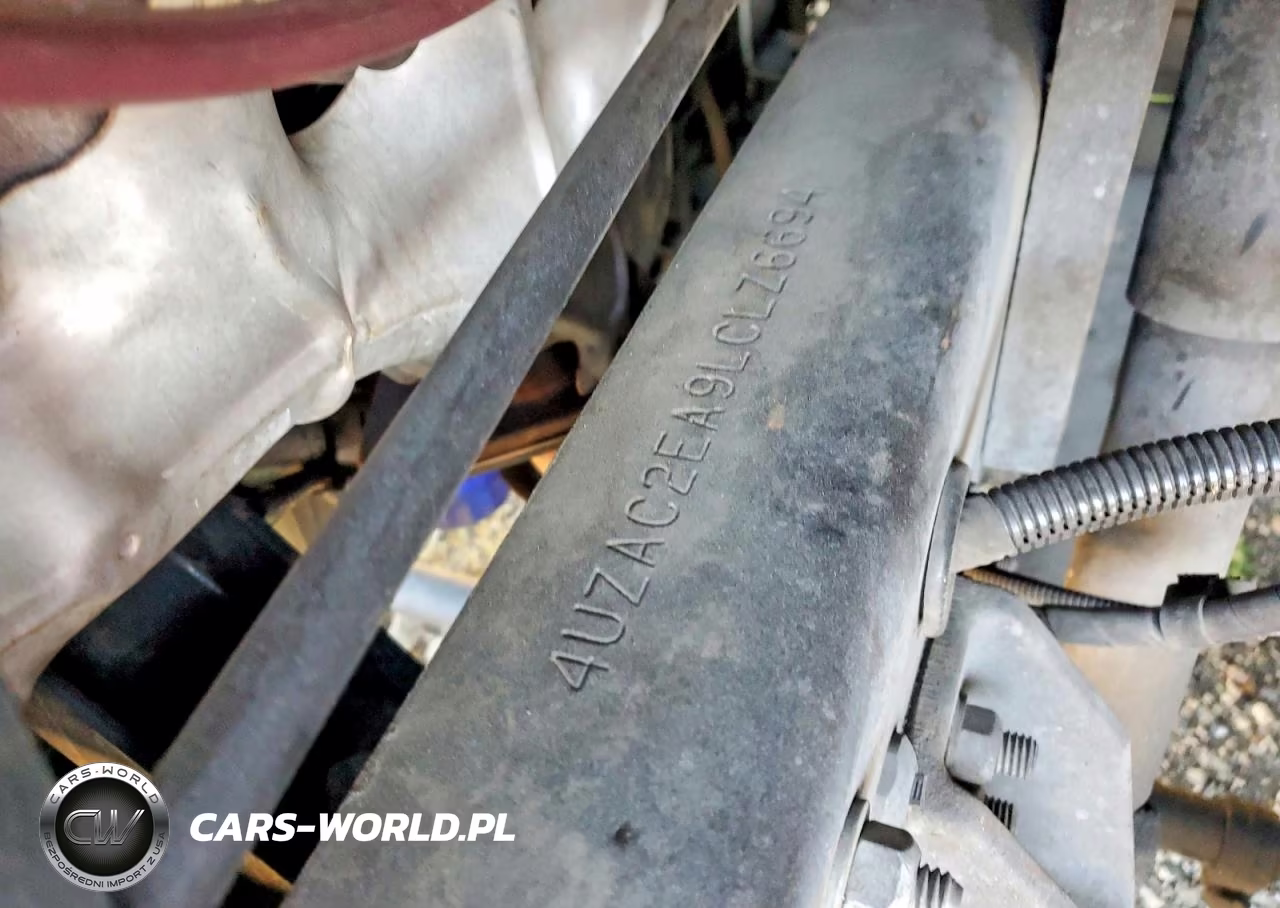 2020 Freightliner Chassis M Line Walk-In Van VIN:4UZAC2EA9LCLZ6694 - 13