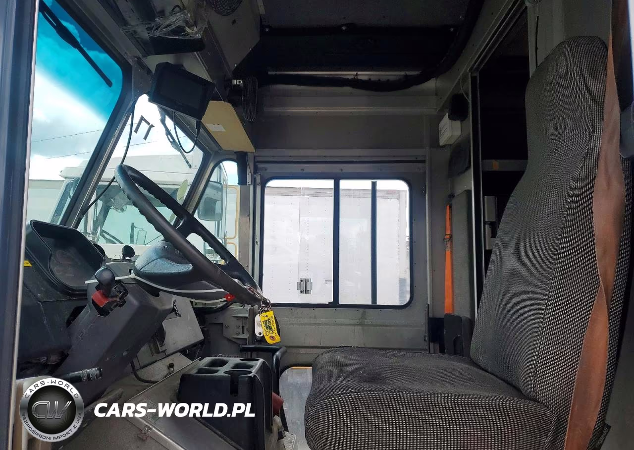 2020 Freightliner Mt45G Chassis Delivery Van VIN:4UZAC2EAXLCMH6064 - 7