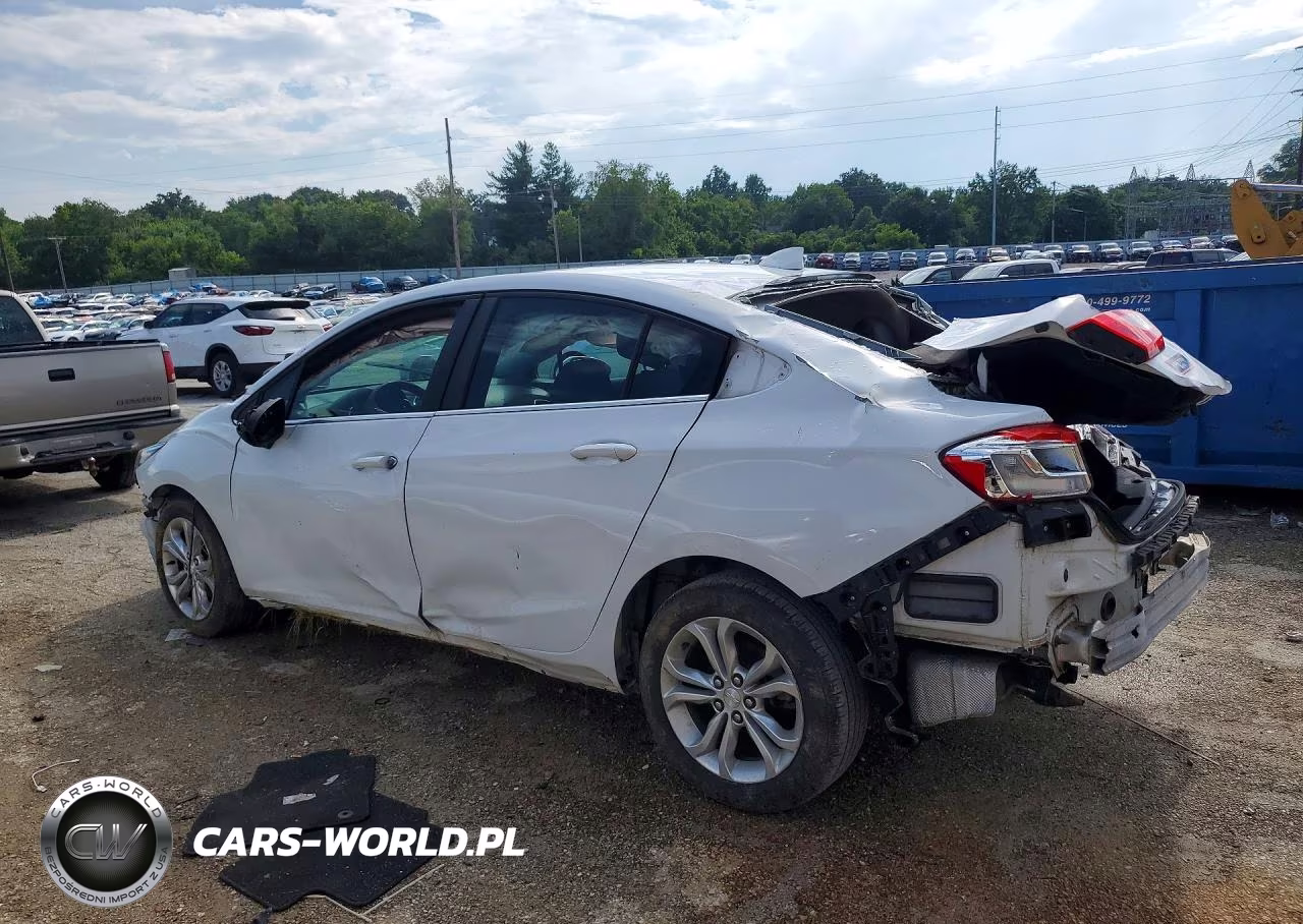 2019 Chevrolet Cruze Lt VIN:1G1BE5SM2K7146698 - 2