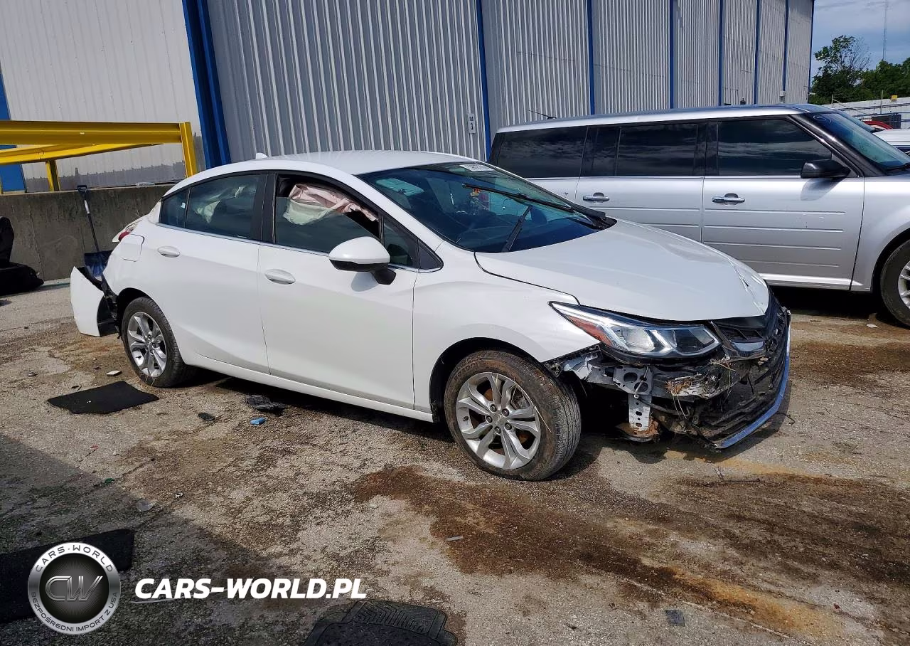 2019 Chevrolet Cruze Lt VIN:1G1BE5SM2K7146698 - 4