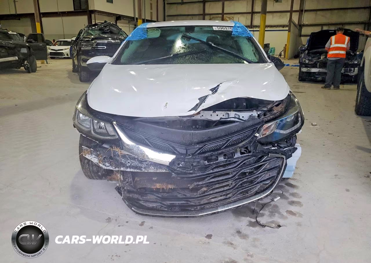 2019 Chevrolet Cruze Lt VIN:1G1BE5SM2K7146698 - 5