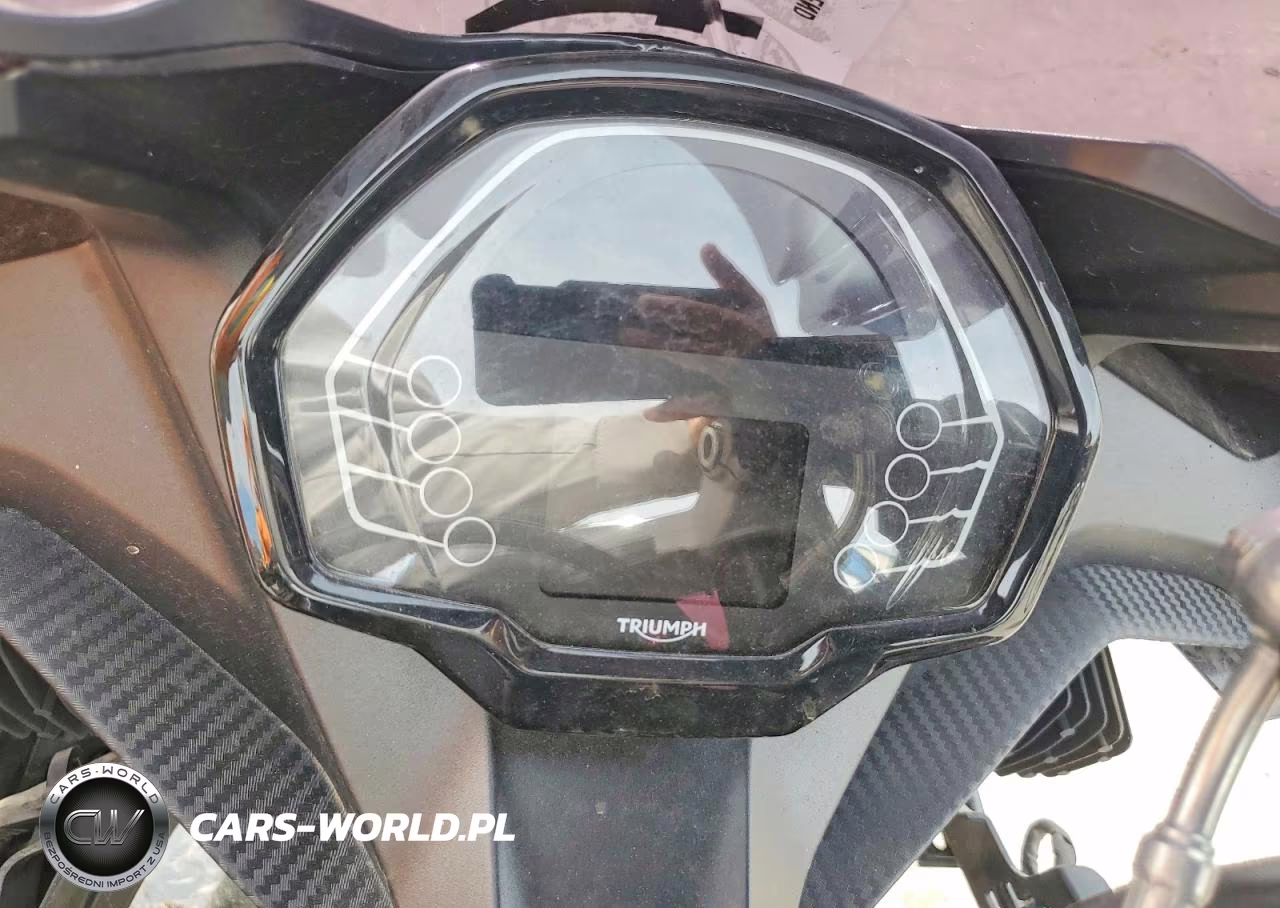 2025 Triumph Motorcycle Daytona 660 VIN:SMTL23UF9STBU6393 - 7