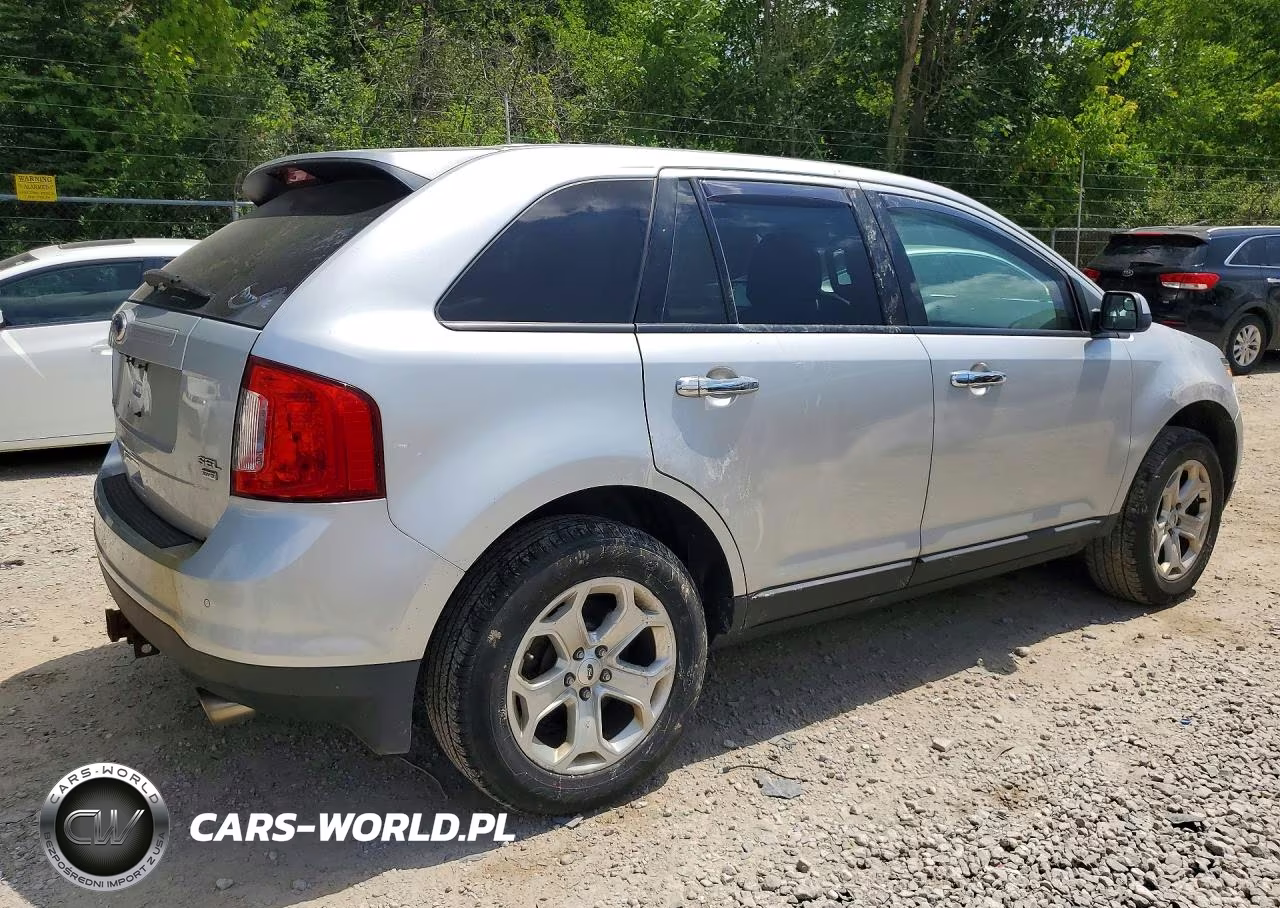 2014 Ford 2110 VIN:2FMDK4JC4EBB71718 - 3