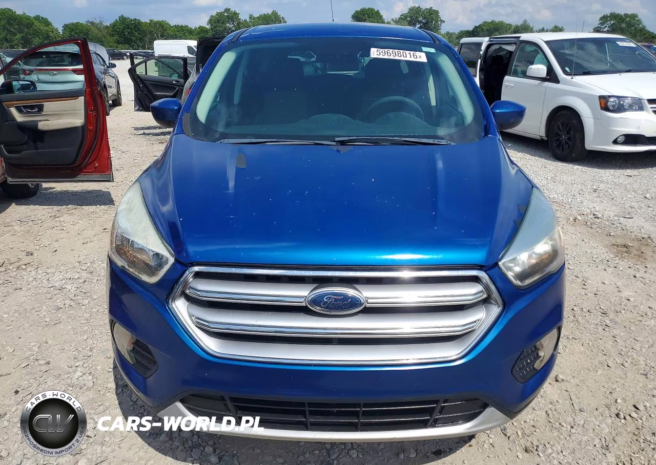 2017 Ford Escape Se VIN:1FMCU9GD3HUC75747 - 5