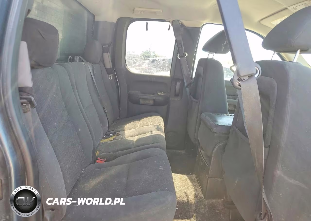 2008 Chevrolet Silverado K1500 VIN:2GCEK19J281223822 - 10