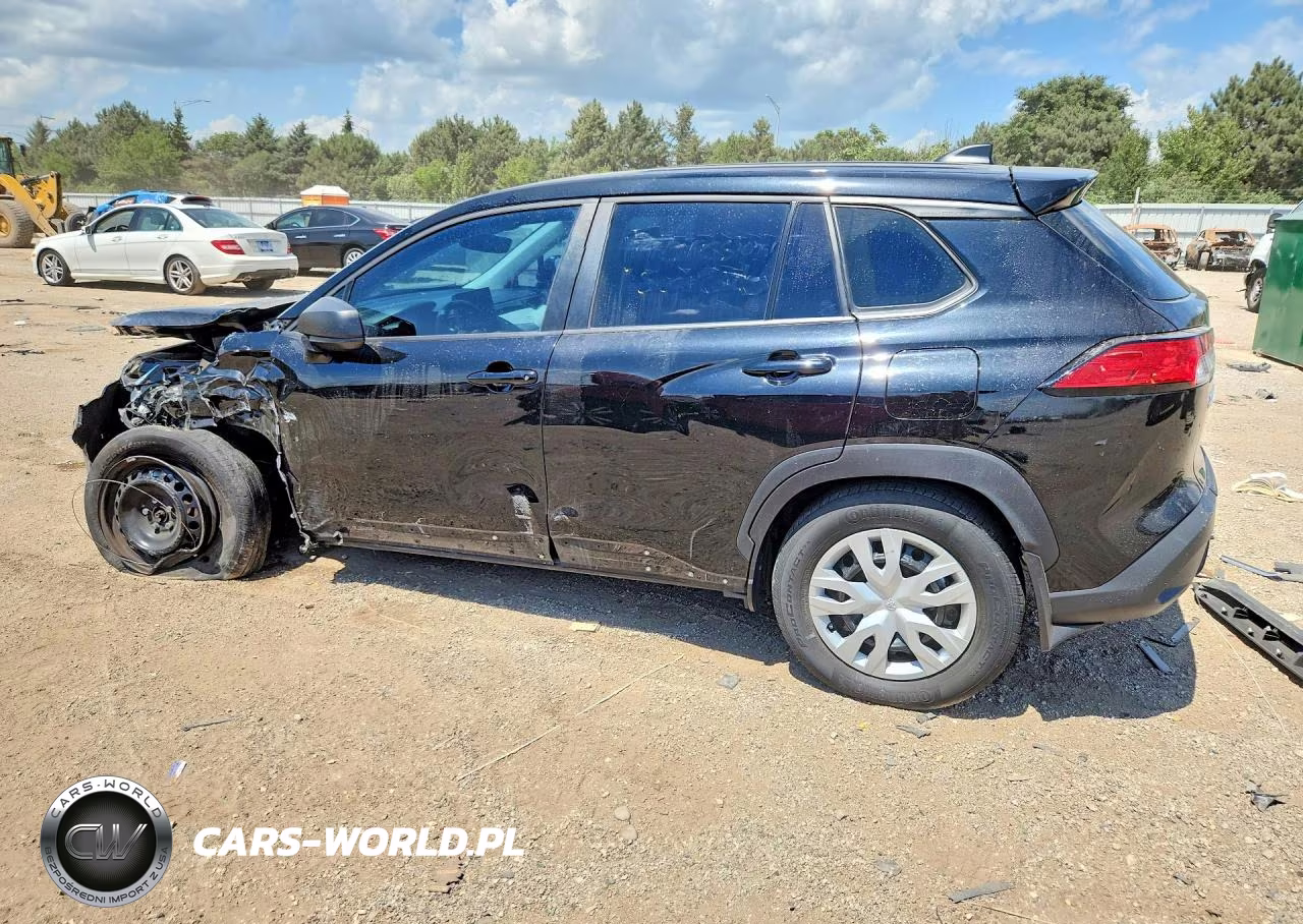 2023 Toyota Corolla Cross L VIN:7MUAAABG7PV052059 - 2