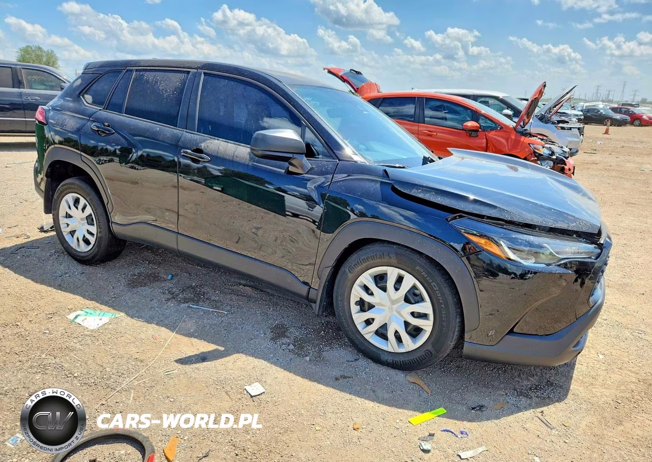 2023 Toyota Corolla Cross L VIN:7MUAAABG7PV052059 - 4