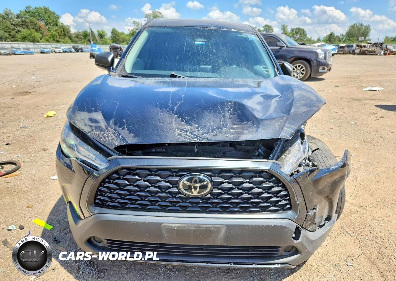 2023 Toyota Corolla Cross L VIN:7MUAAABG7PV052059 - 5