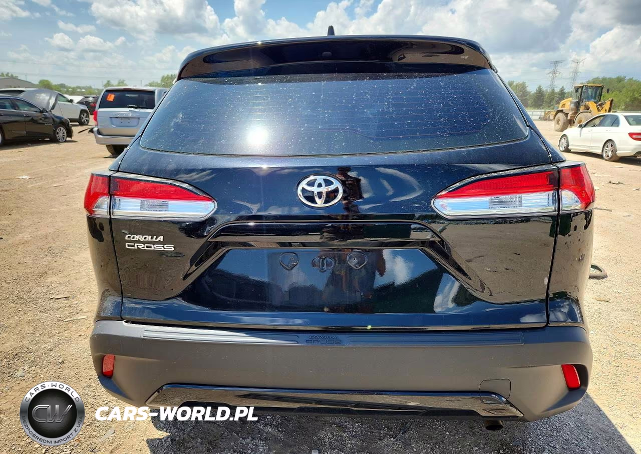 2023 Toyota Corolla Cross L VIN:7MUAAABG7PV052059 - 6