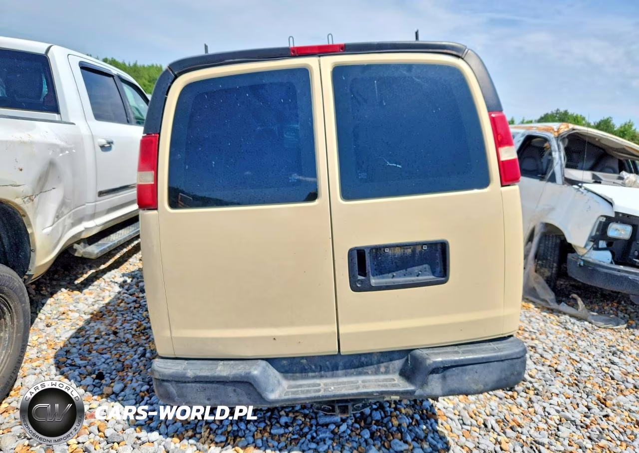 2005 Chevrolet Express G1500 VIN:1GCFG15T451216580 - 6