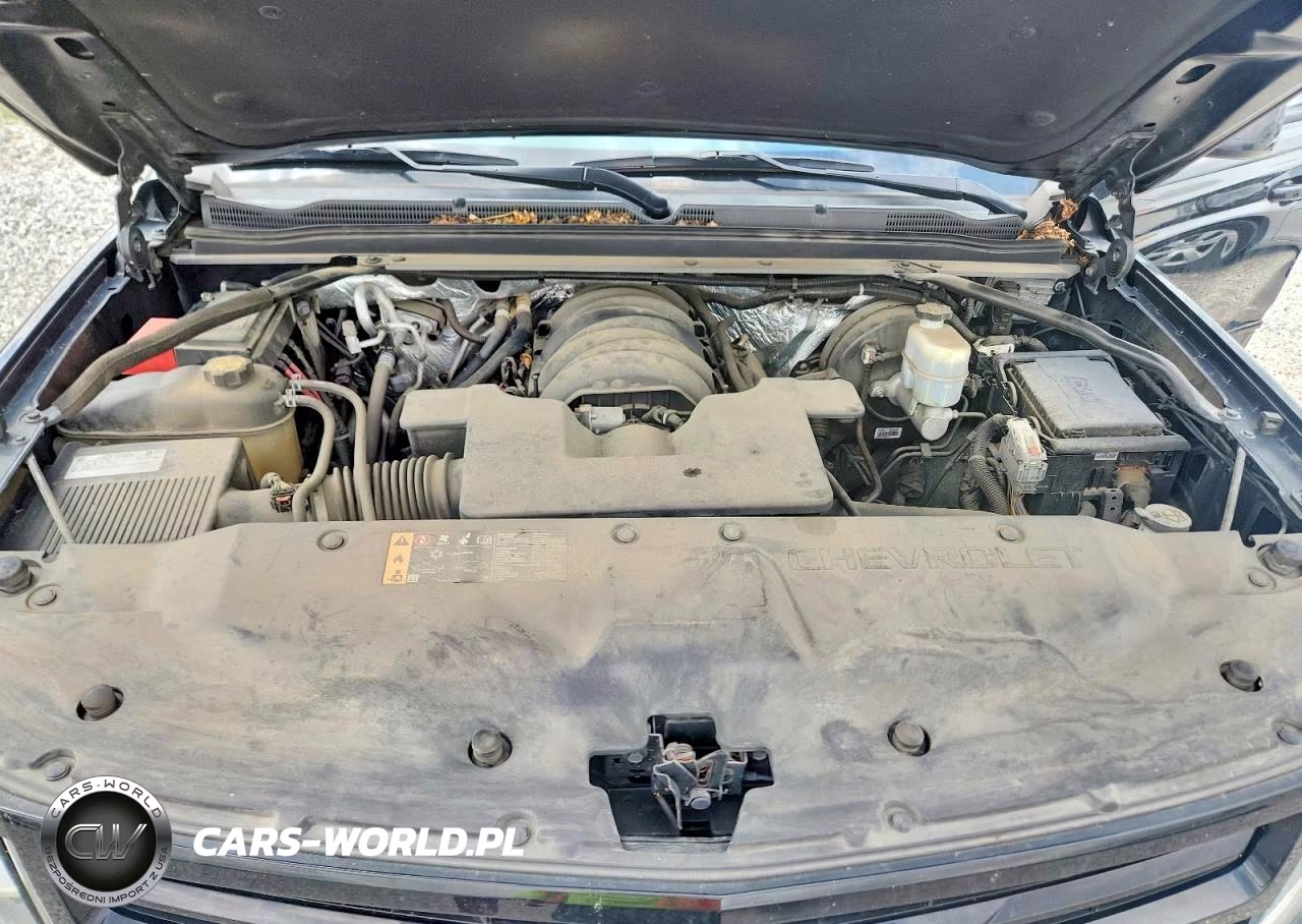2018 Chevrolet Tahoe K1500 Premier VIN:1GNSKCKJ9JR295940 - 12