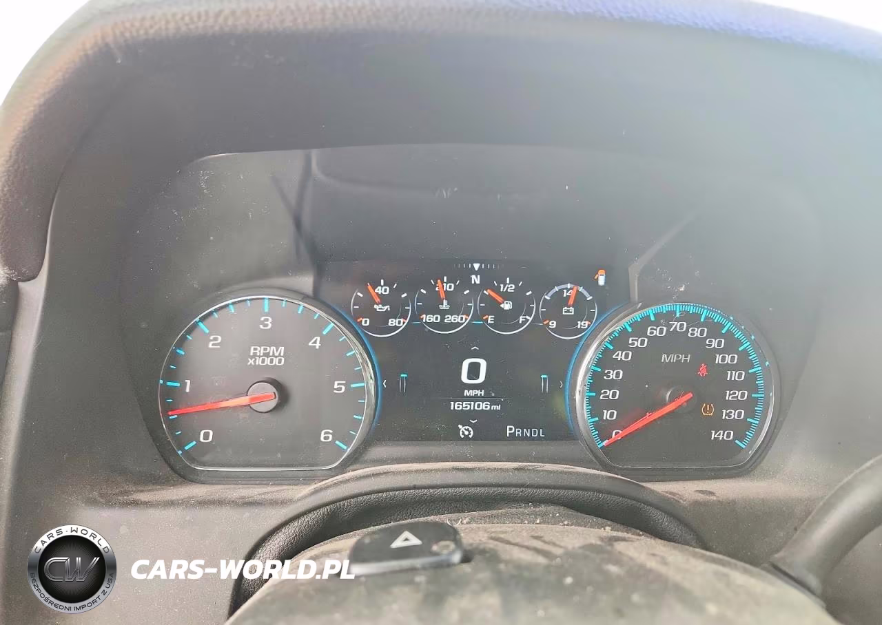 2018 Chevrolet Tahoe K1500 Premier VIN:1GNSKCKJ9JR295940 - 9