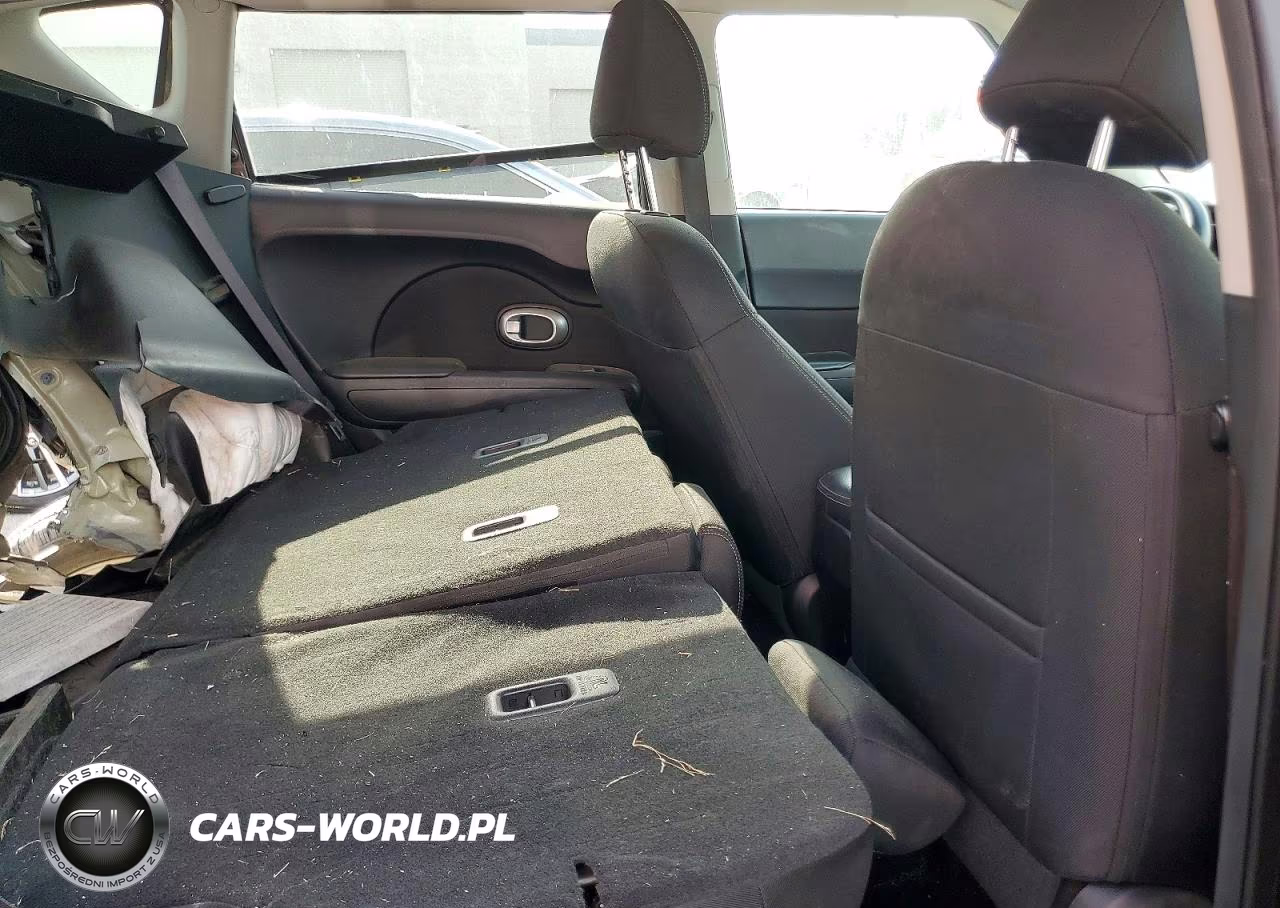 2019 Kia Soul + VIN:KNDJP3A5XK7697781 - 10