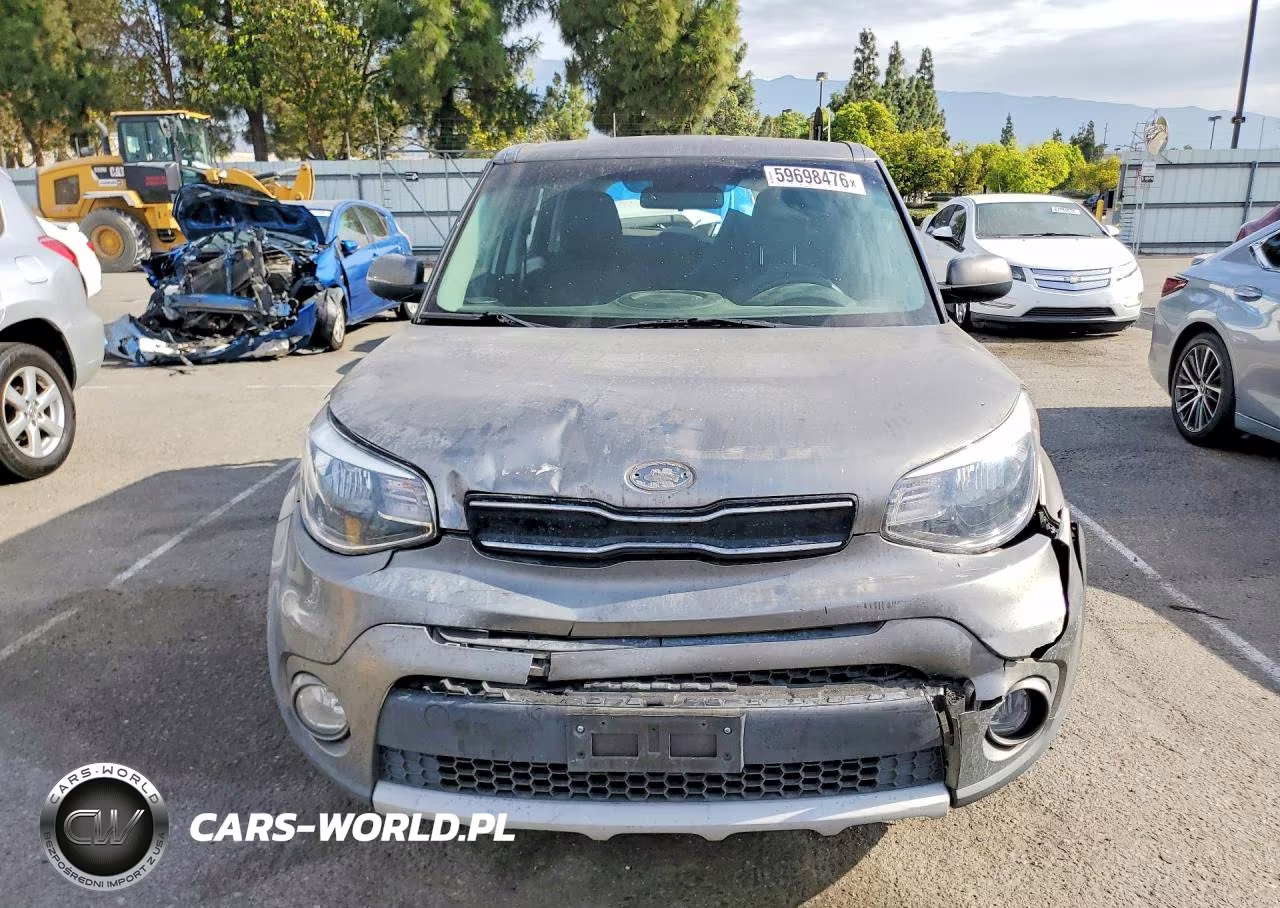 2019 Kia Soul + VIN:KNDJP3A5XK7697781 - 5