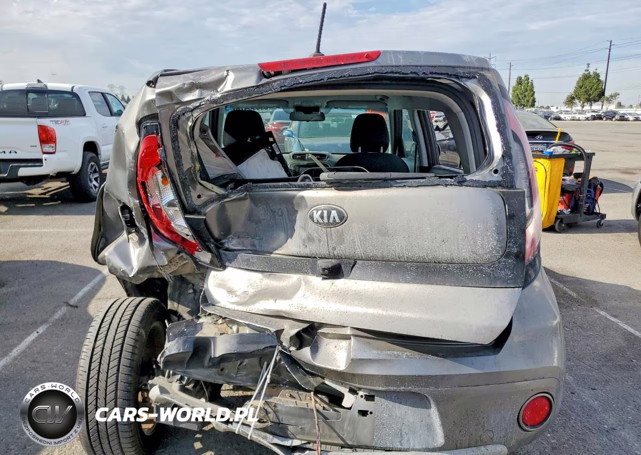 2019 Kia Soul + VIN:KNDJP3A5XK7697781 - 6