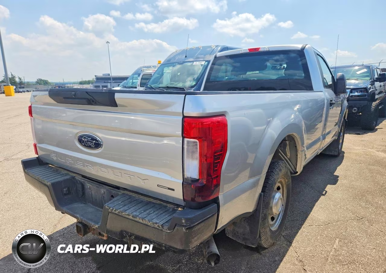2019 Ford F250 Super Duty VIN:1FTBF2A60KEG54525 - 3