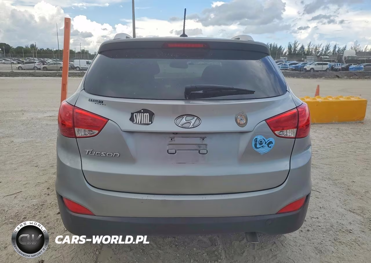 2015 Hyundai Tucson Se VIN:KM8JU3AG0FU005329 - 6