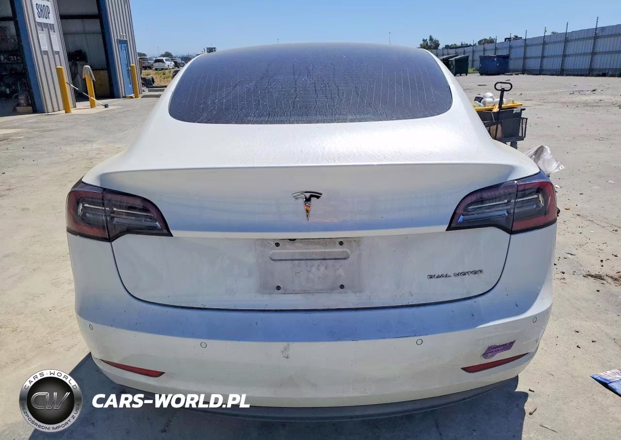 2018 Tesla Model 3 VIN:5YJ3E1EB0JF100214 - 6