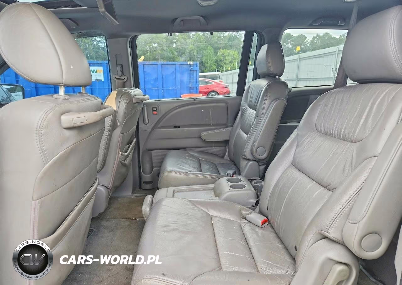 2010 Honda Odyssey Touring VIN:5FNRL3H91AB056292 - 11