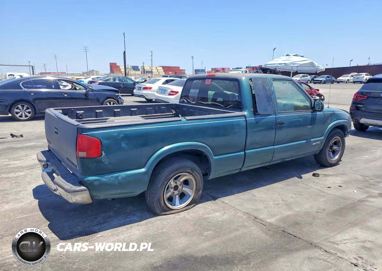 1996 Chevrolet S Truck S10 VIN:1GCCS1946T8107028 - 3